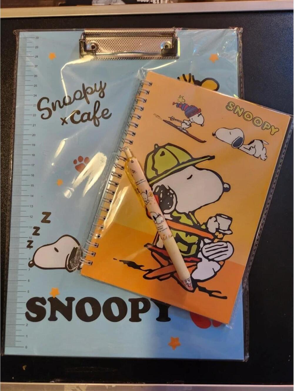 Snoopy Clipboard, Notebook & Pen Bundle